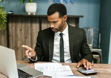 Combien coûte un courtier en rachat de crédit ?